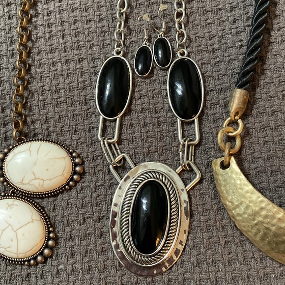 SET of THREE Necklaces - Picture 4 of 7